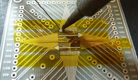 smd soldering،مراحل نصب تراشه بر روی مادربرد در فناوری لحیم کاری4